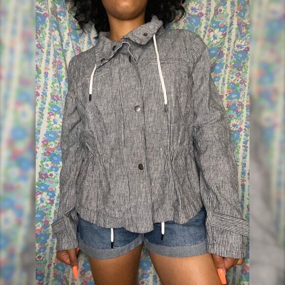 Ann Taylor LOFT Linen Pinstripe Zip Up Drawstring Pockets Jacket Womens Medium - Picture 2 of 13